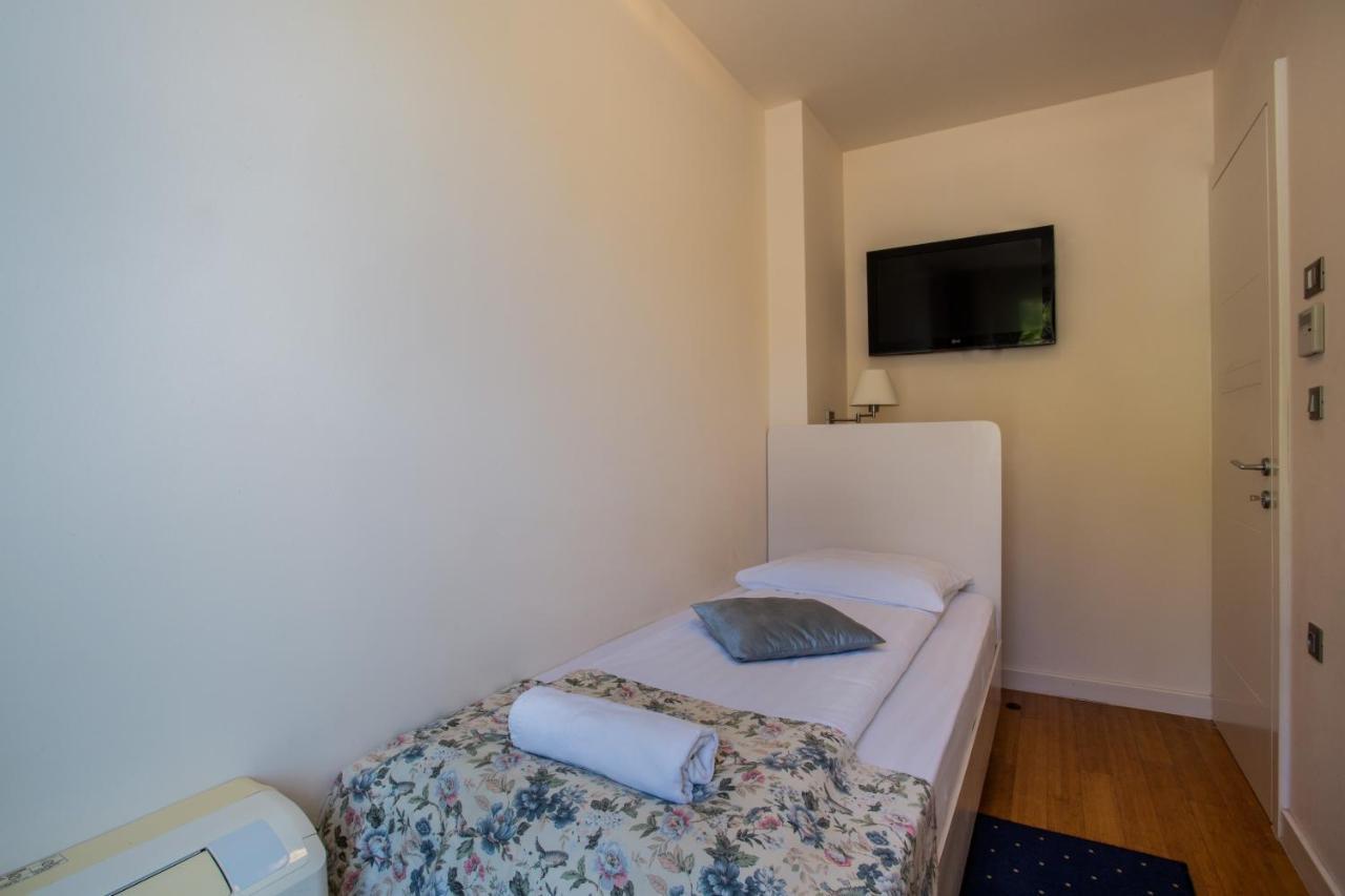 Hotel Pleter Mimice Ngoại thất bức ảnh
